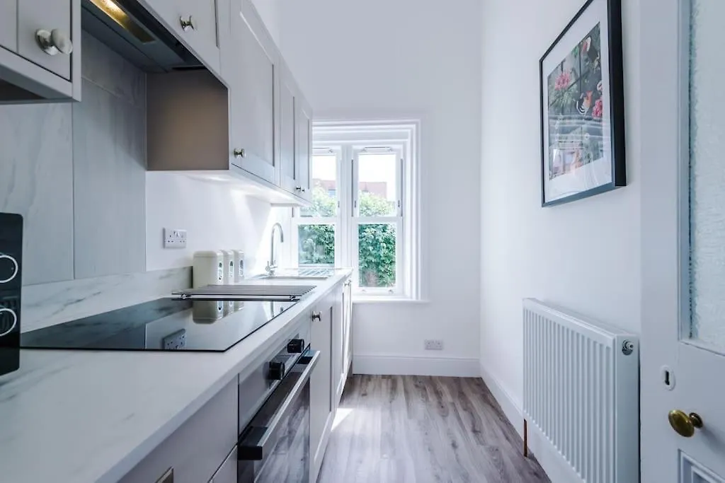 1B Victorian Retreat In Chester