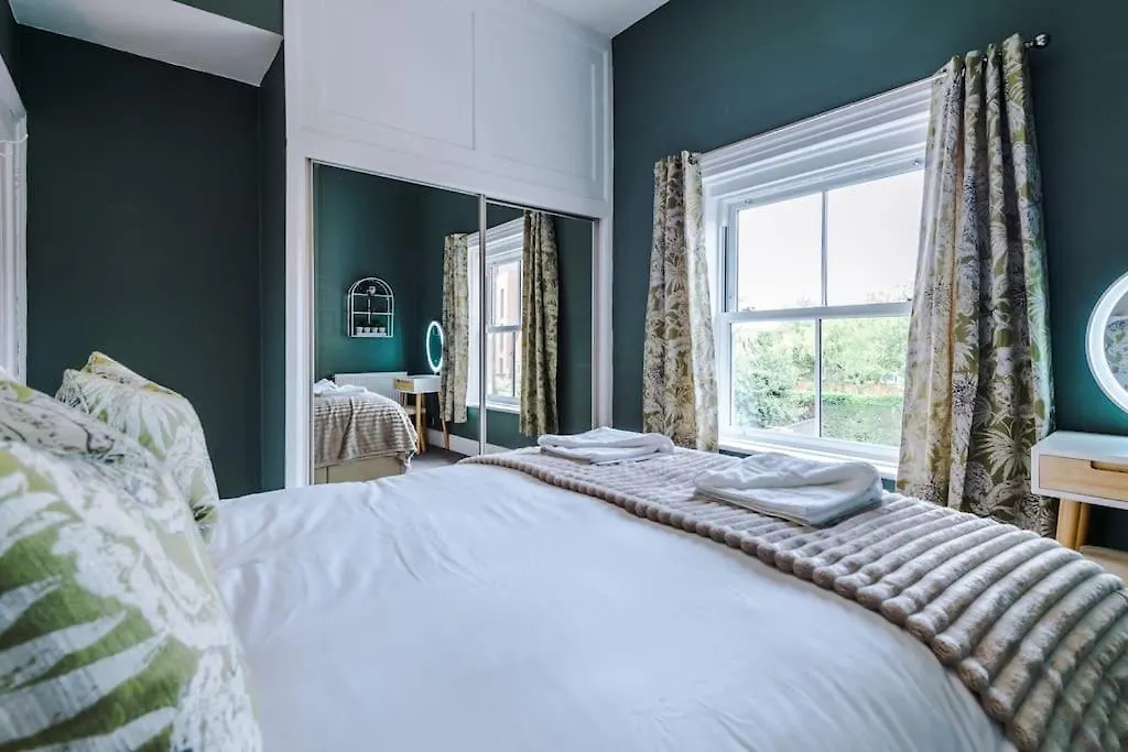 1B Victorian Retreat In Chester Apartment