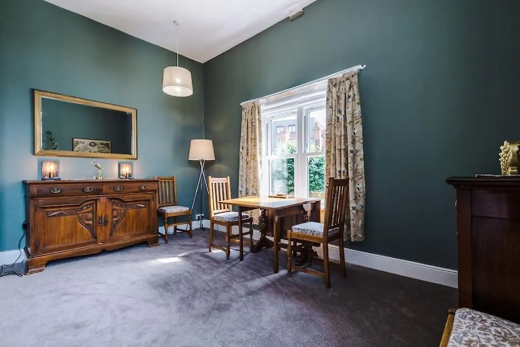 Apartment 1B Victorian Retreat In Chester