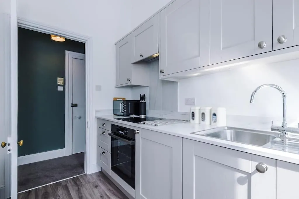1B Victorian Retreat In Chester 0*,